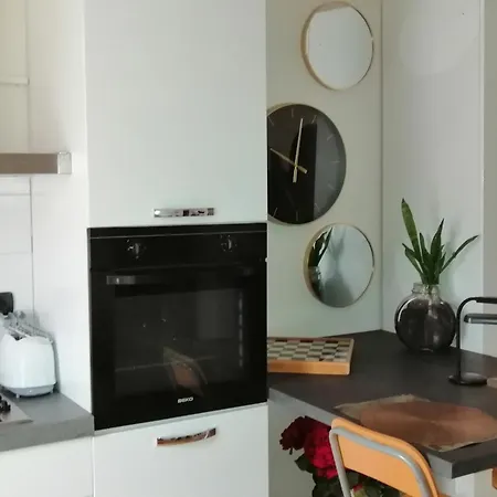 Angela Apartment *